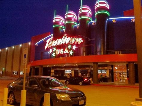 Cinematic tinseltown - 4400 Towne Center Drive , Louisville KY 40241 | (502) 326-9272. 16 movies playing at this theater today, February 2.